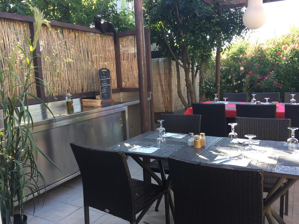Fasthotel Nimes 卡萨尔格斯 外观 照片