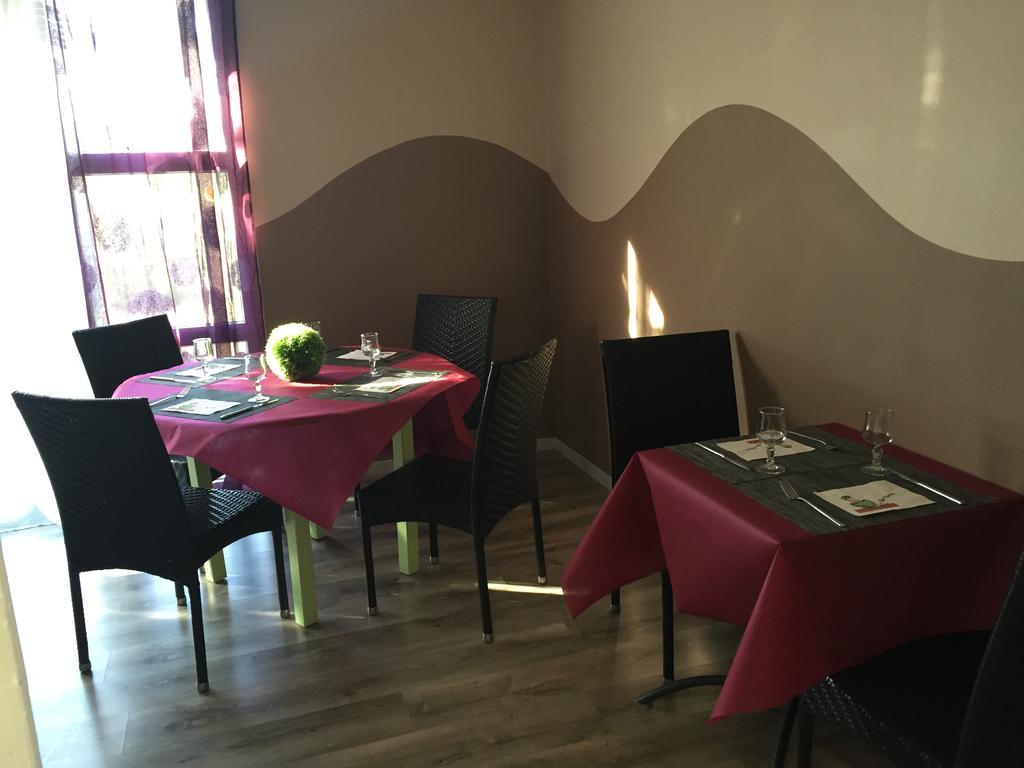 Fasthotel Nimes 卡萨尔格斯 外观 照片