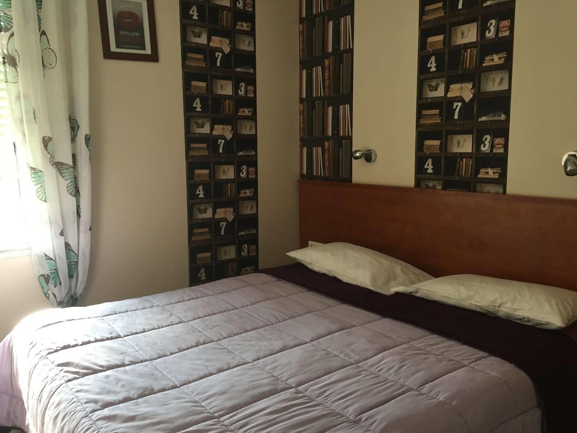 Fasthotel Nimes 卡萨尔格斯 外观 照片